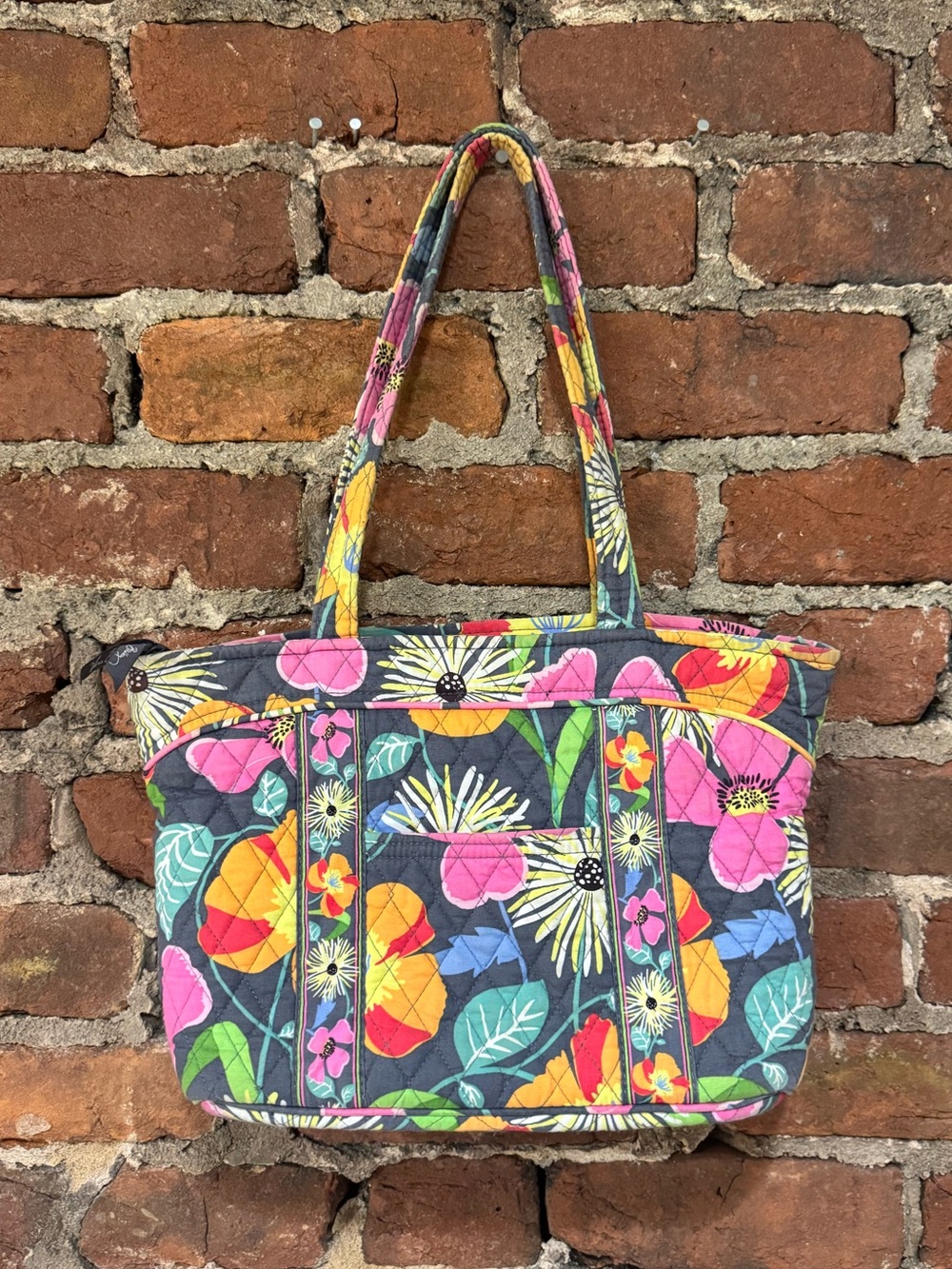 Vera Bradley “Jazzy Blooms” Discontinued / Retired Print Quilted Tote Bag